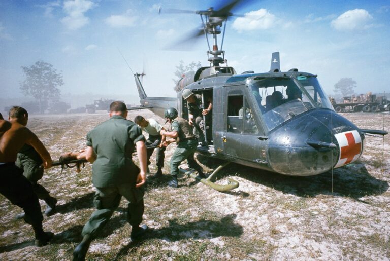 Helicopter Dustoffs in Vietnam